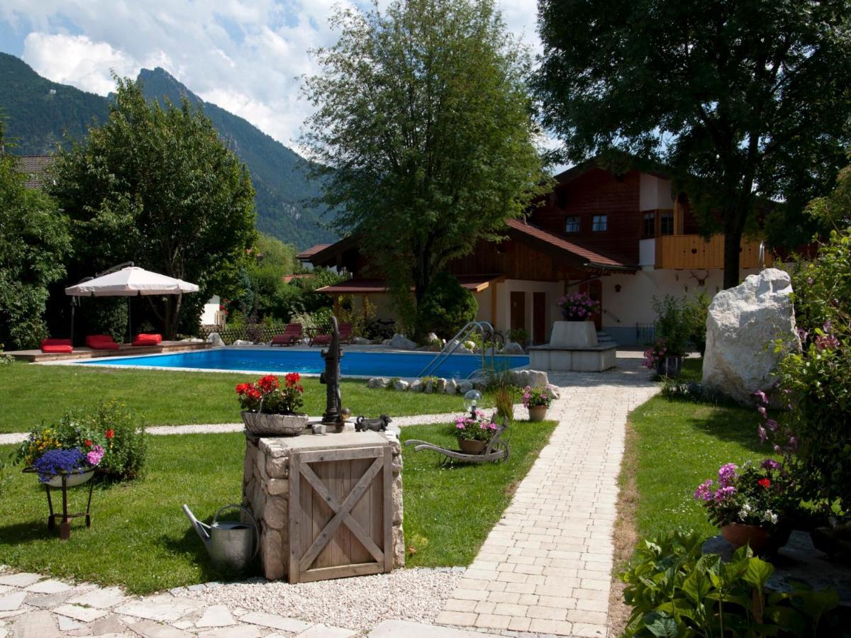 Gaestehaus Gamsei - Bosch Hermann Grassau  Exteriör bild