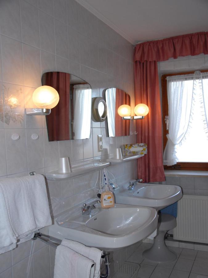 Gaestehaus Gamsei - Bosch Hermann Grassau  Exteriör bild